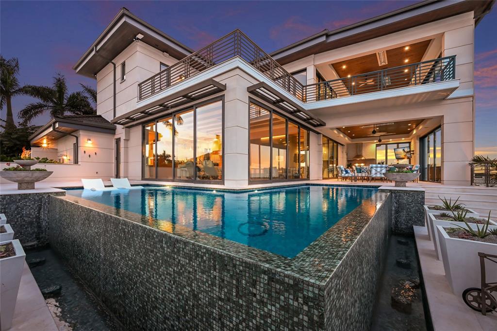 600 Wedge Lane Longboat Key, FL 34228 - Photo 15 of 82