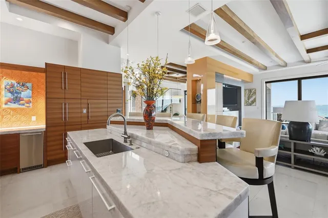 $9,875,000 | 600 Wedge Lane, Longboat Key, FL 34228