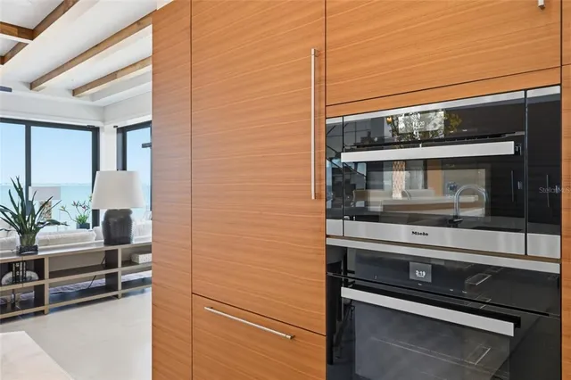 $9,875,000 | 600 Wedge Lane, Longboat Key, FL 34228