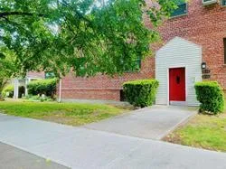 $339,999 | 81-04 155th Avenue, Unit 2 | Lindenwood