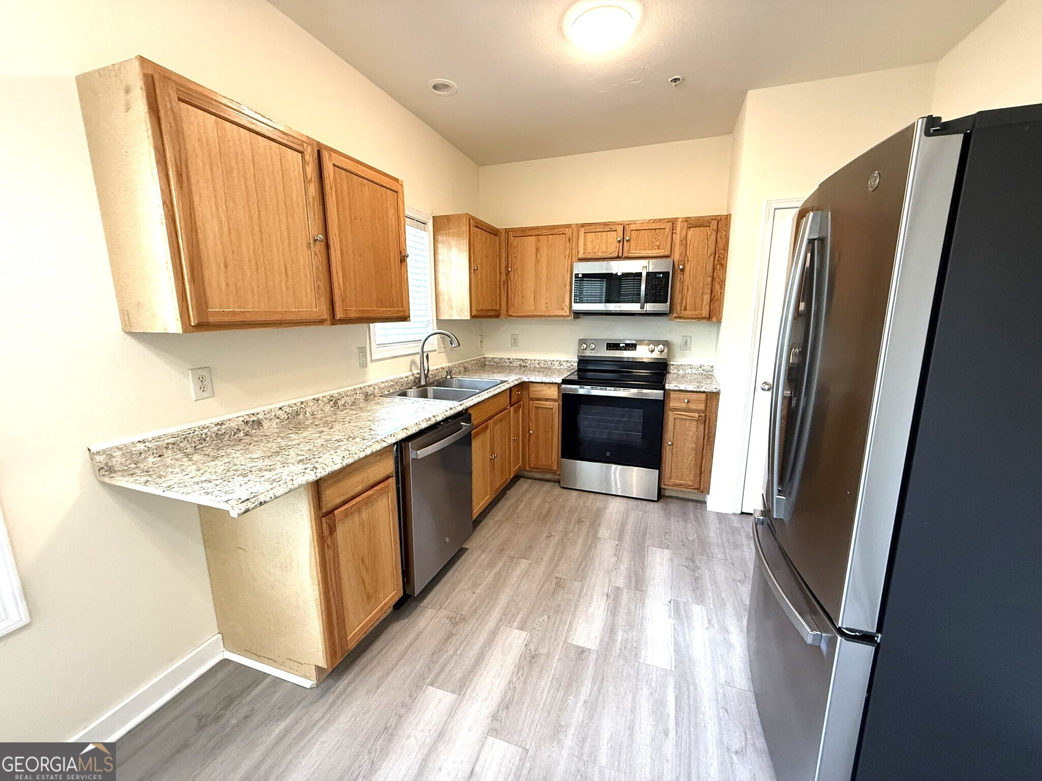 207 Granite Way Newnan, GA 30265 - Photo 6 of 31