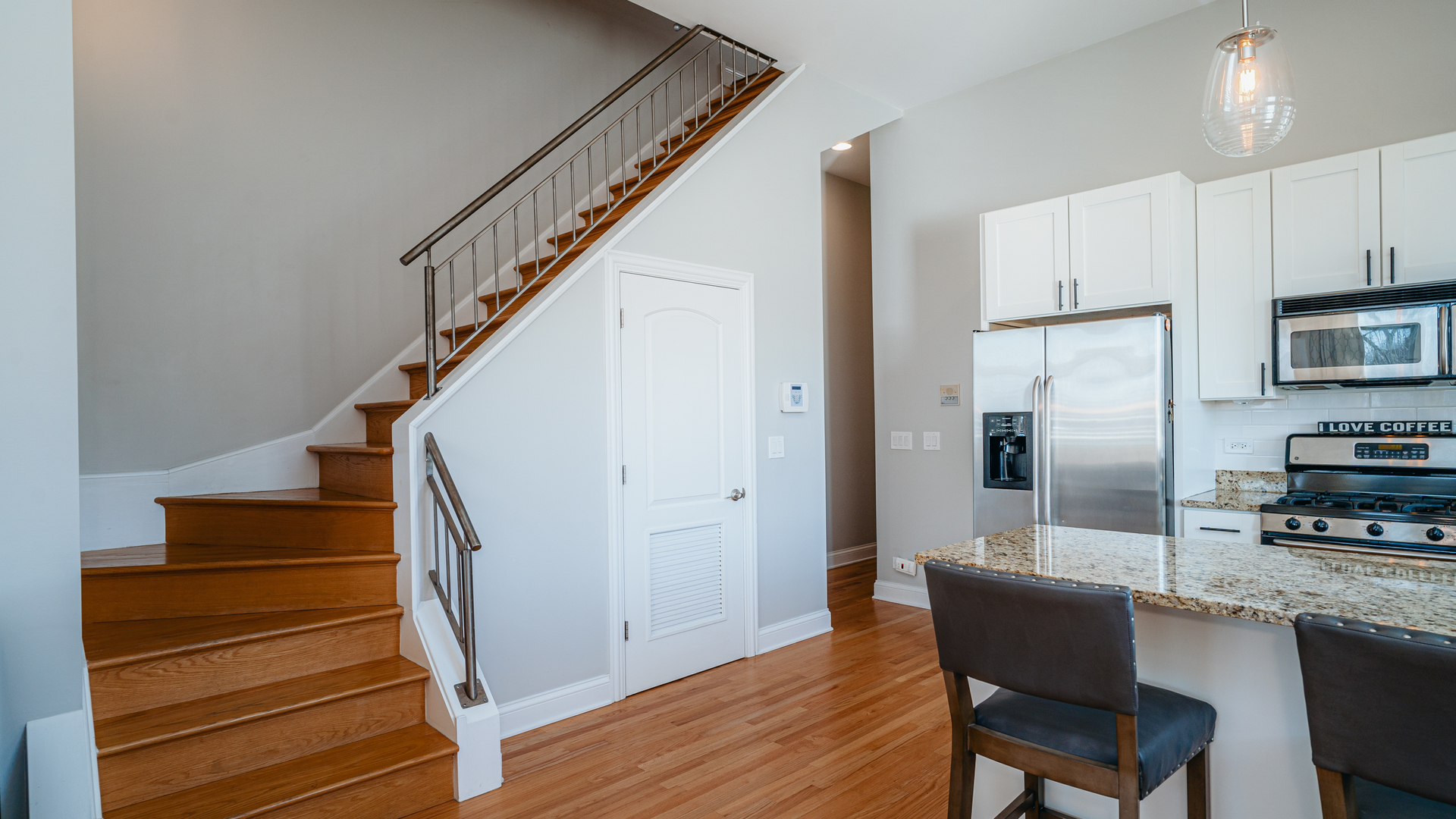 2038 West Iowa Street, Unit 3E Chicago, IL 60622 - Photo 7 of 21