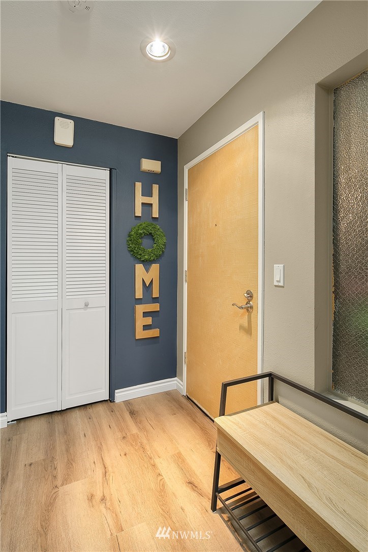 7337 Old Redmond Road, Unit 116 Redmond, WA 98052 - Photo 4 of 21 Gallery Image 4