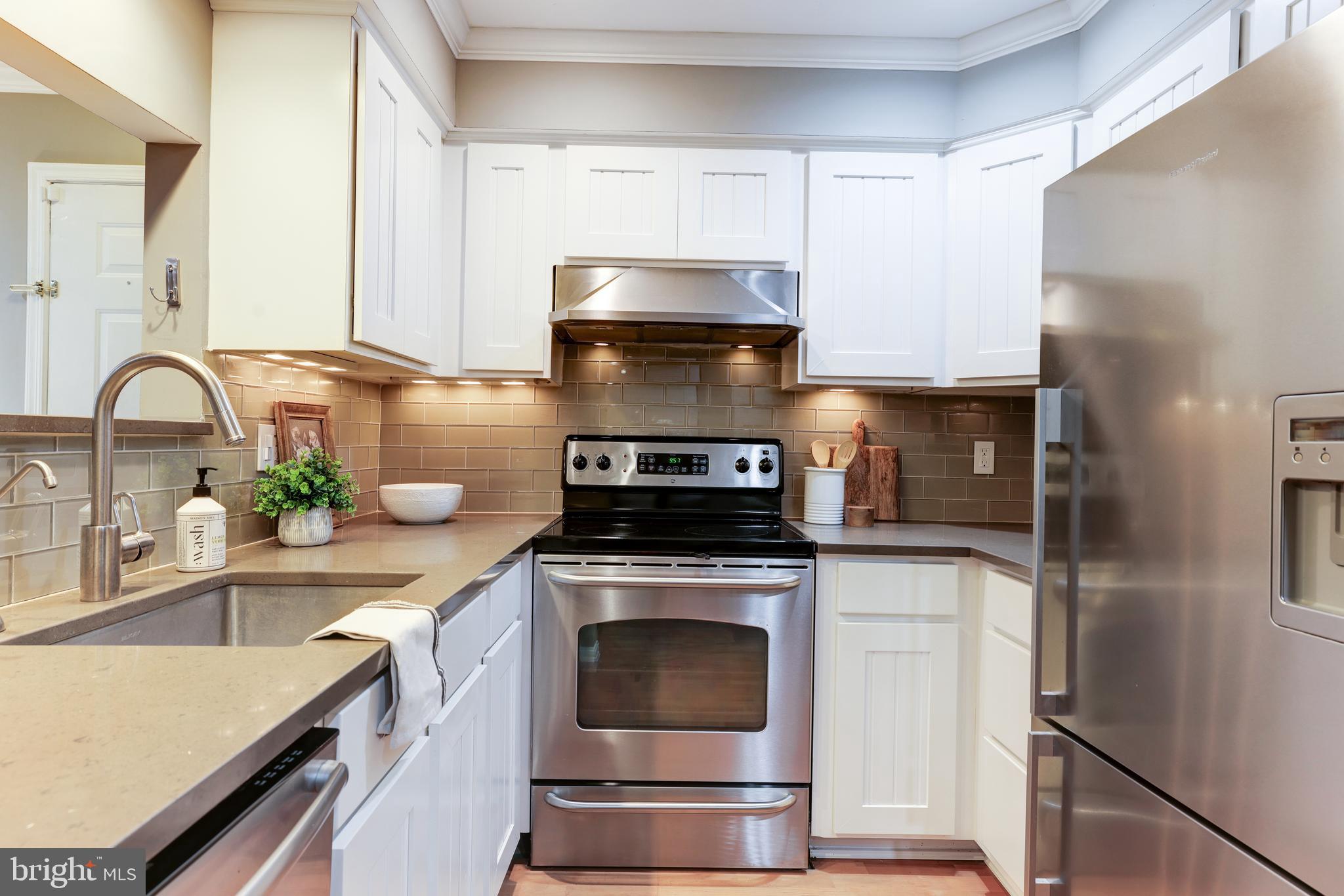 2224 Springwood Drive, Unit 109A Reston, VA 20191 - Photo 19 of 38