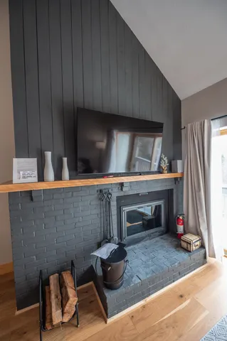 $315,000 | 17 J Snow Tree Lane, Unit LEDGES J, West Dover, VT 05356