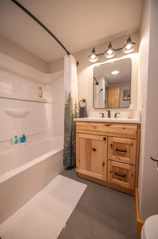 $315,000 | 17 J Snow Tree Lane, Unit LEDGES J, West Dover, VT 05356