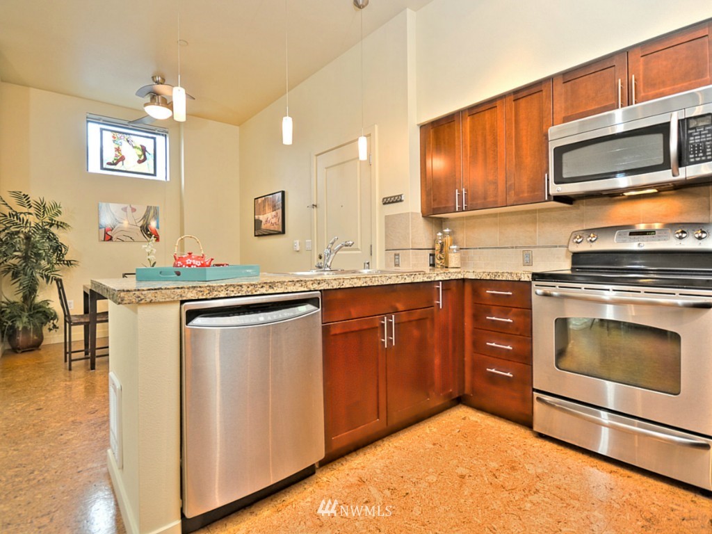 5440 Leary Way Northwest, Unit 108 Seattle, WA 98107 - Photo 7 of 23