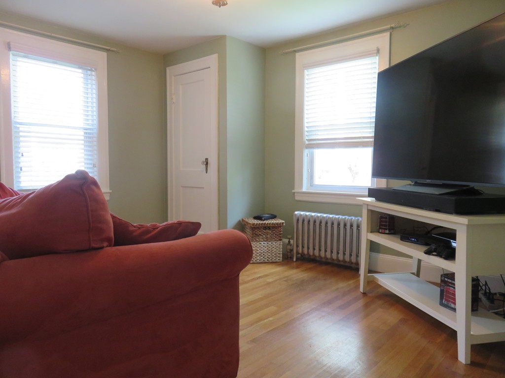 3 Charlesmere Road Billerica, MA 01862 - Photo 3 of 21 Gallery Image 3