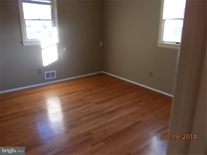 282 George Dye Road Trenton, NJ 08690 - Photo 5 of 11