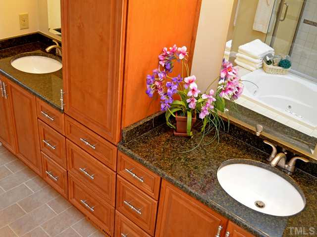 10013 Goodview Court Raleigh, NC 27613 - Photo 20 of 24 His & Hers Master Vanity w/ New Cabinets & Granite Counter Tops! Master Bath/Spa