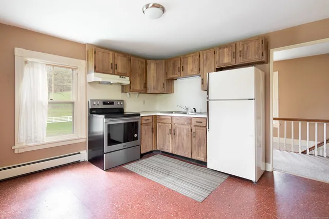 $550,000 | 16 Highway 63, Canaan, CT 06031