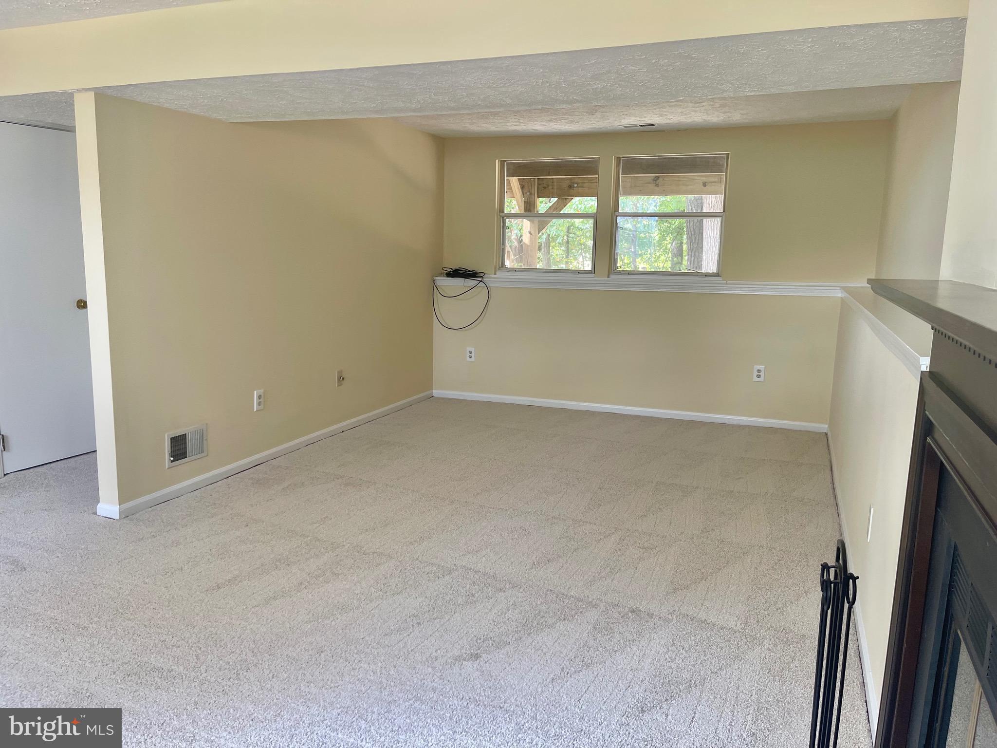 8604 Lawrence Hill Road Perry Hall, MD 21128 - Photo 21 of 38 an empty room with windows