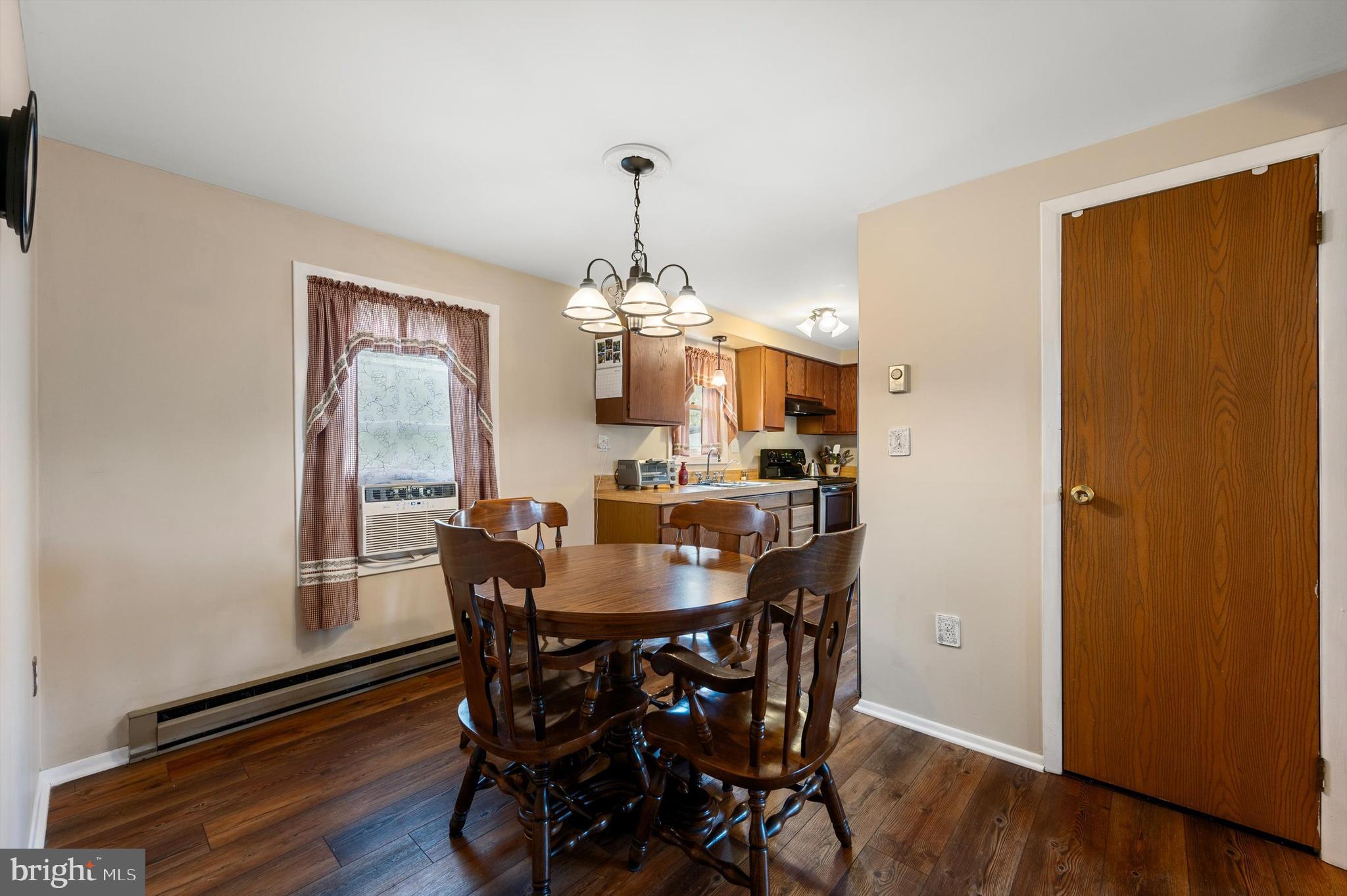 402 Fegan Road Bunker Hill, WV 25413 - Photo 10 of 30 Gallery Image 10