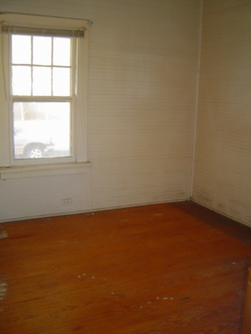 114 Locust Street Clinton, SC 29325 - Photo 5 of 8 Gallery Image 5
