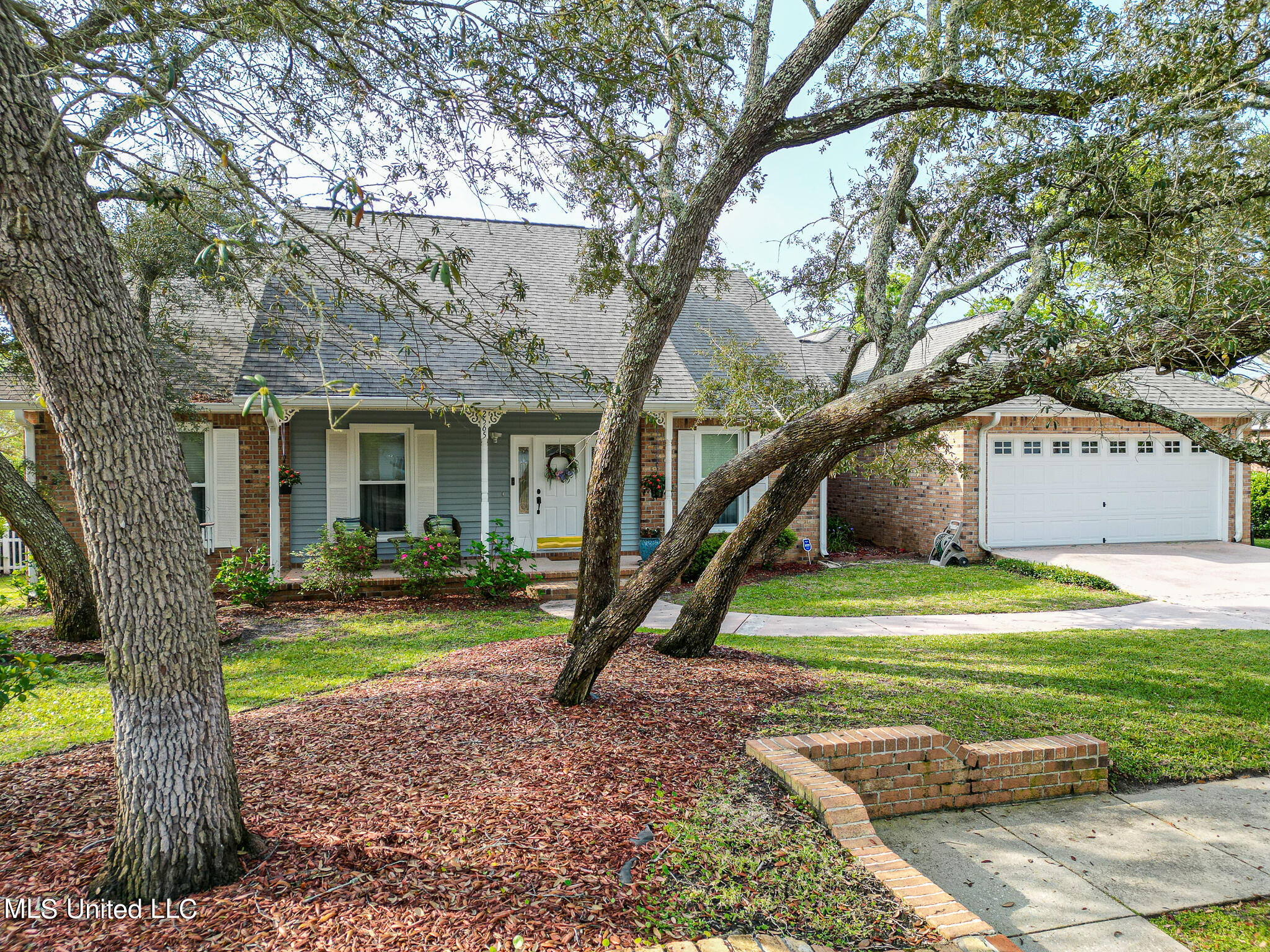 2565 Spring Ridge Drive Biloxi, MS 39531 - Photo 1 of 32 2565 Spring Ridge-117000-2