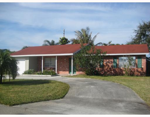 558 Dover Road Tequesta, FL 33469 - Photo 1 of 12 Primary Photo