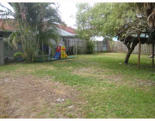 558 Dover Road Tequesta, FL 33469 - Photo 11 of 12 Additional Photo