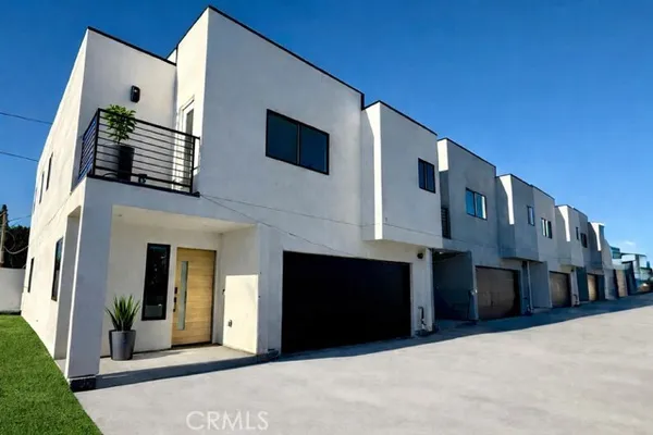 $849,950 | 13351 West Cellest Parkway, Pacoima, CA 91331