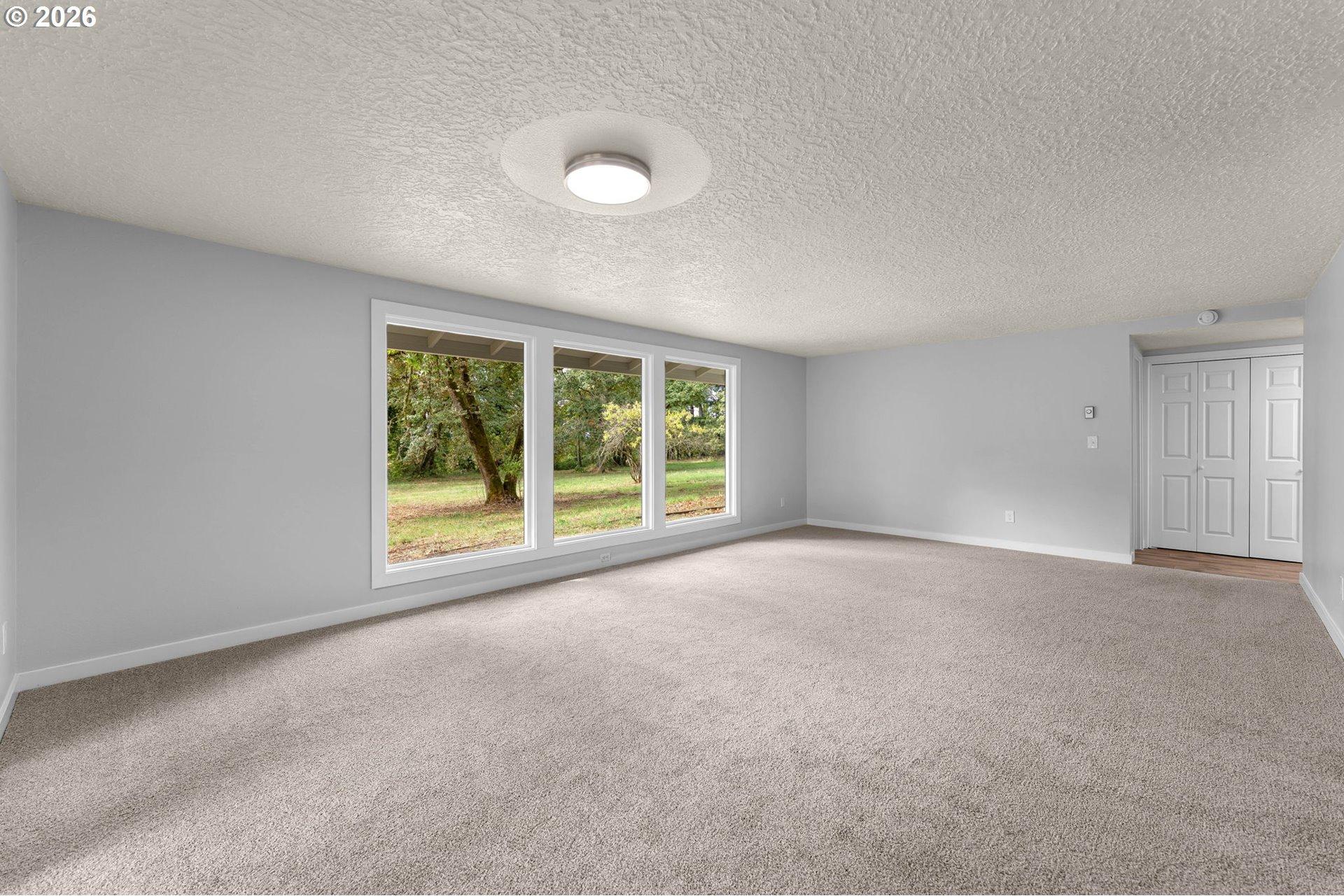 31018 Northwest 71st Avenue Ridgefield, WA 98642 - Photo 18 of 48 Living Room