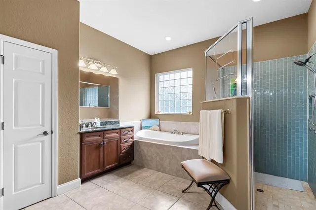 $550,000 | 4028 Castlewood Road, Seffner, FL 33584