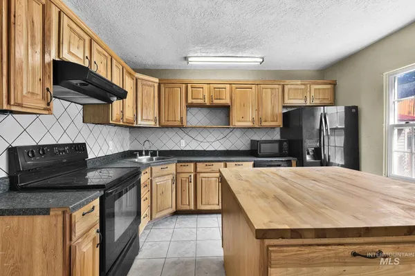 $335,000 | 808 North A Street, Parma, ID 83660