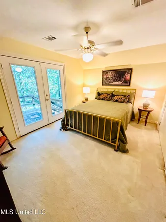 $450,000 | 11 Aberdeen Road, Natchez, MS 39120