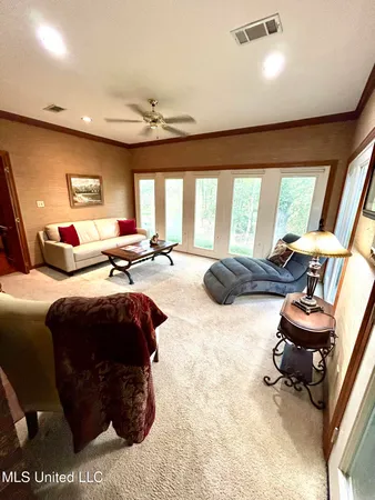 $450,000 | 11 Aberdeen Road, Natchez, MS 39120