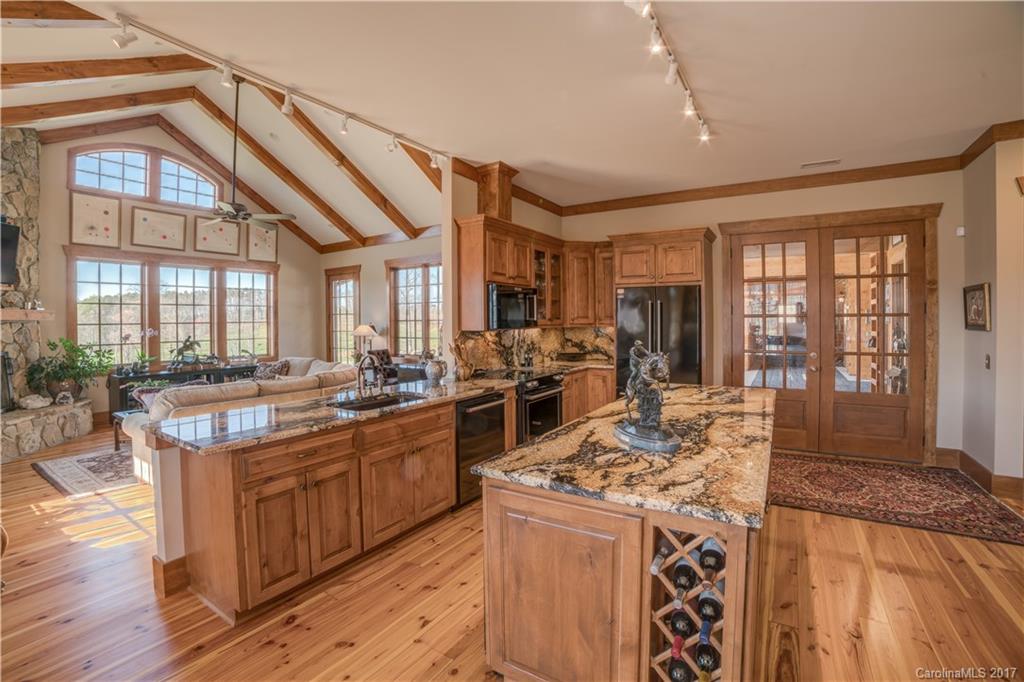 2988 Landrum Road Columbus, NC 28722 - Photo 11 of 24