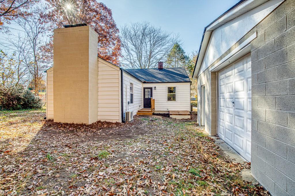 347 Linville Road Mount Airy, NC 27030 - Photo 5 of 25 Close up garage and back of house