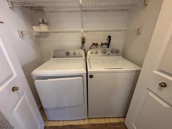 $2,600 | 7 Heritage Drive, Unit G, Chatham, NJ 07928