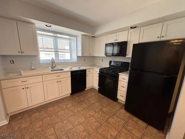 $2,600 | 7 Heritage Drive, Unit G, Chatham, NJ 07928