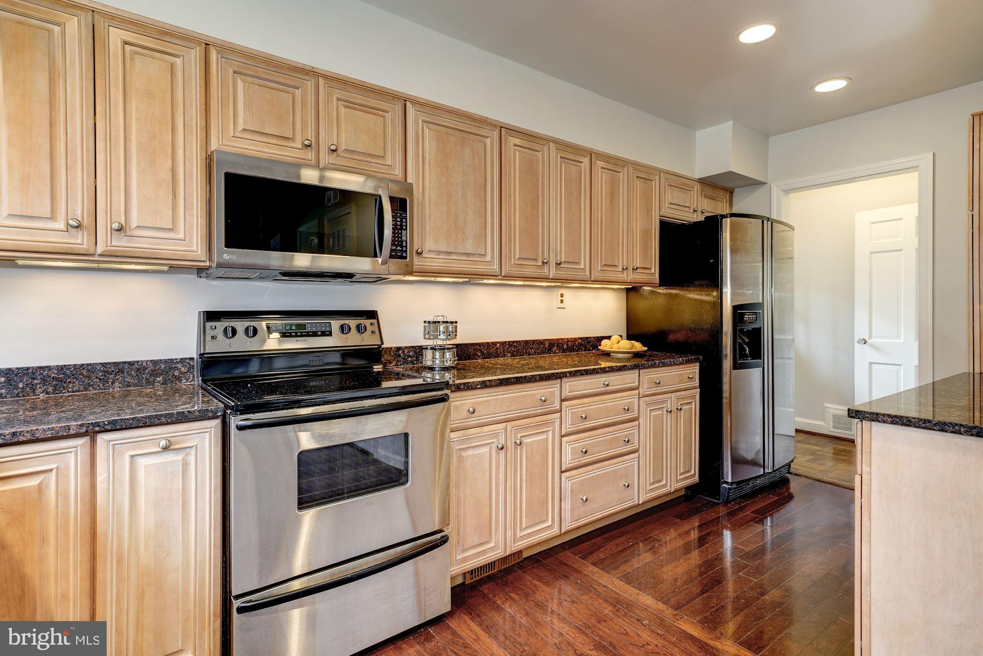 6520 Greentree Road Bethesda, MD 20817 - Photo 8 of 25 Kitchen also offers stainless steel appliances