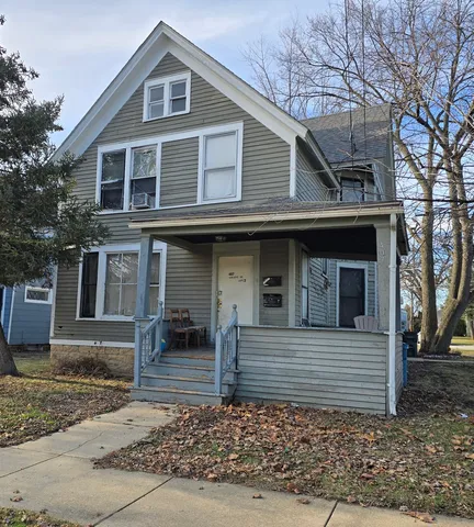 $220,000 | 407 Grant Place, Aurora, IL 60505