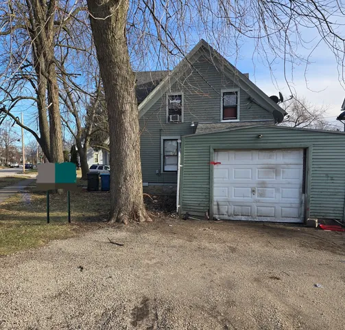 $220,000 | 407 Grant Place, Aurora, IL 60505