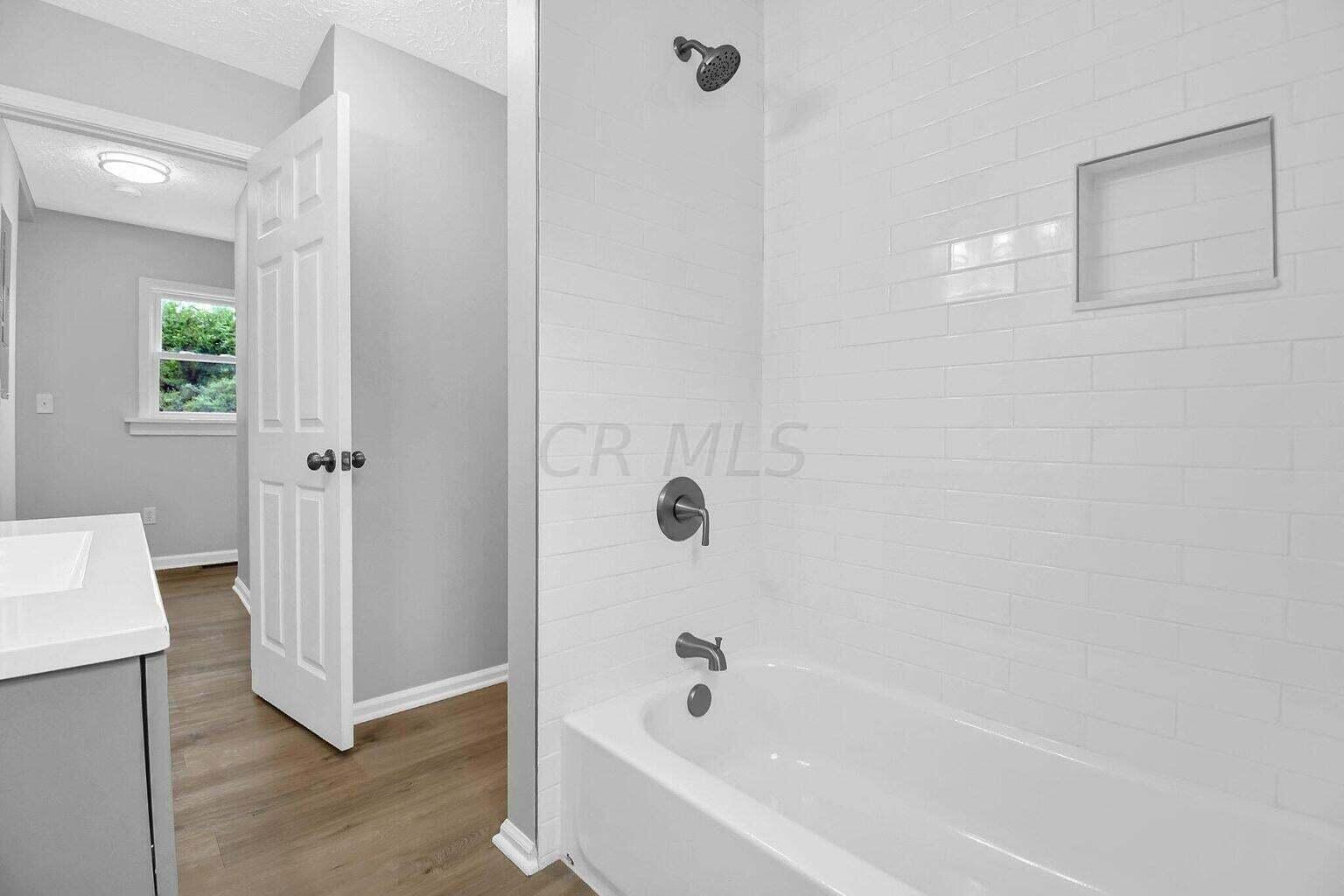 2197 Watkins Road Columbus, OH 43207 - Photo 14 of 21 20221207155401324581000000-o