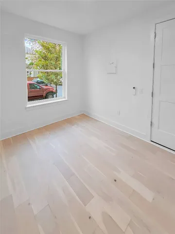 $3,900 | 3807 Threadgill Street, Austin, TX 78723