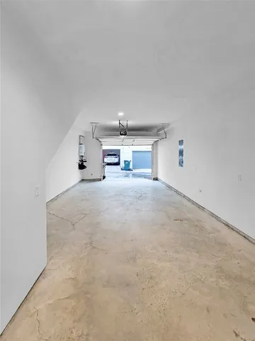 $3,900 | 3807 Threadgill Street, Austin, TX 78723