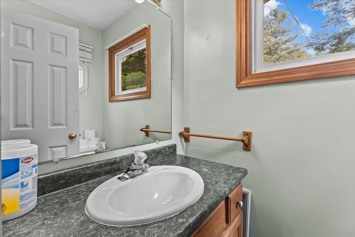451 Lake Road Milton, VT 05468 - Photo 13 of 36