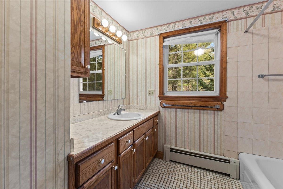 451 Lake Road Milton, VT 05468 - Photo 20 of 36