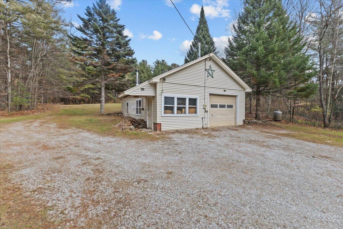 451 Lake Road Milton, VT 05468 - Photo 23 of 36