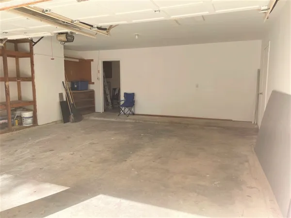 $2,000 | 17323 Camberwell Green Lane, Houston, TX 77070