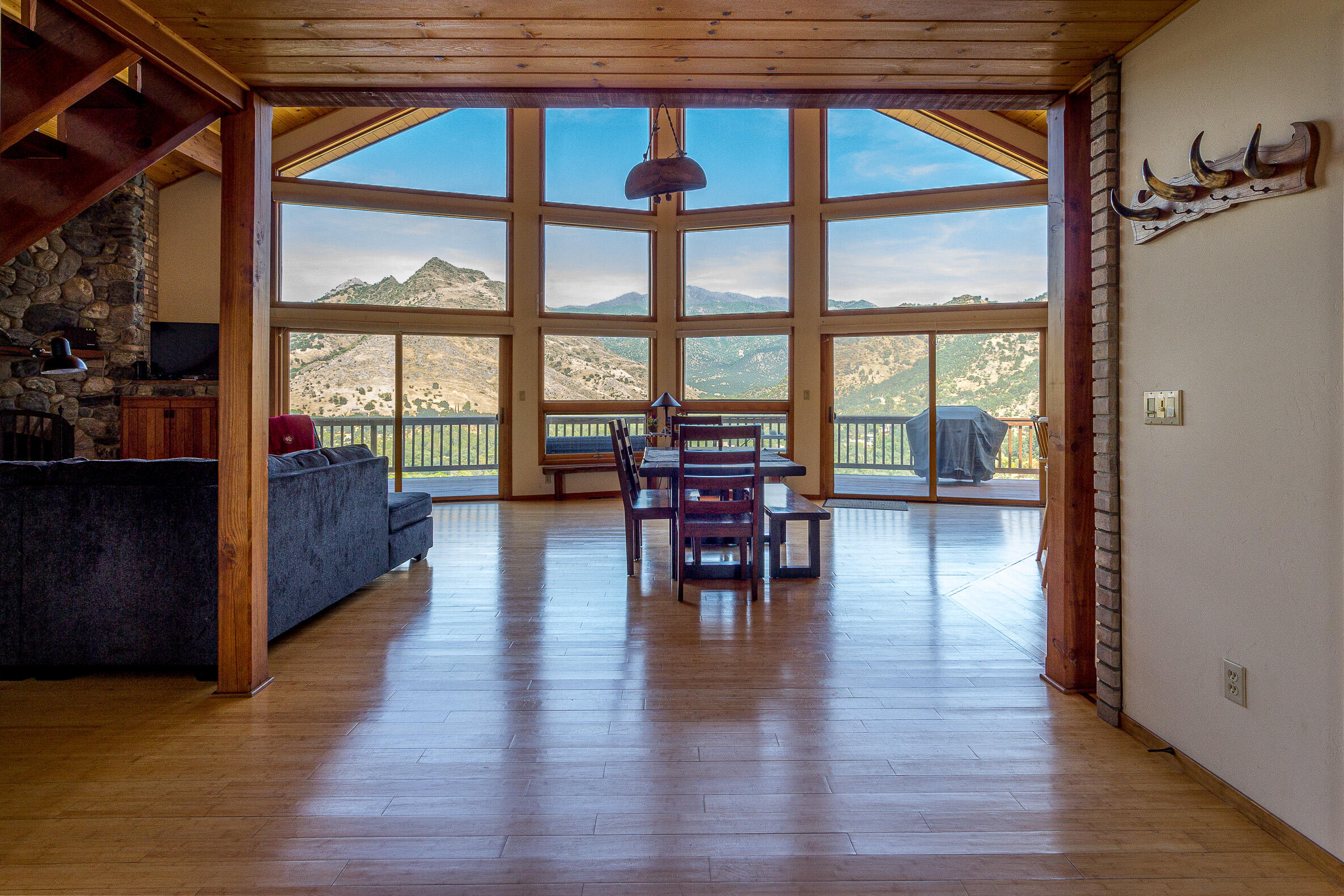 40679 Crystal Drive Three Rivers, CA 93271 - Photo 8 of 53 Meijer-0570-Edit