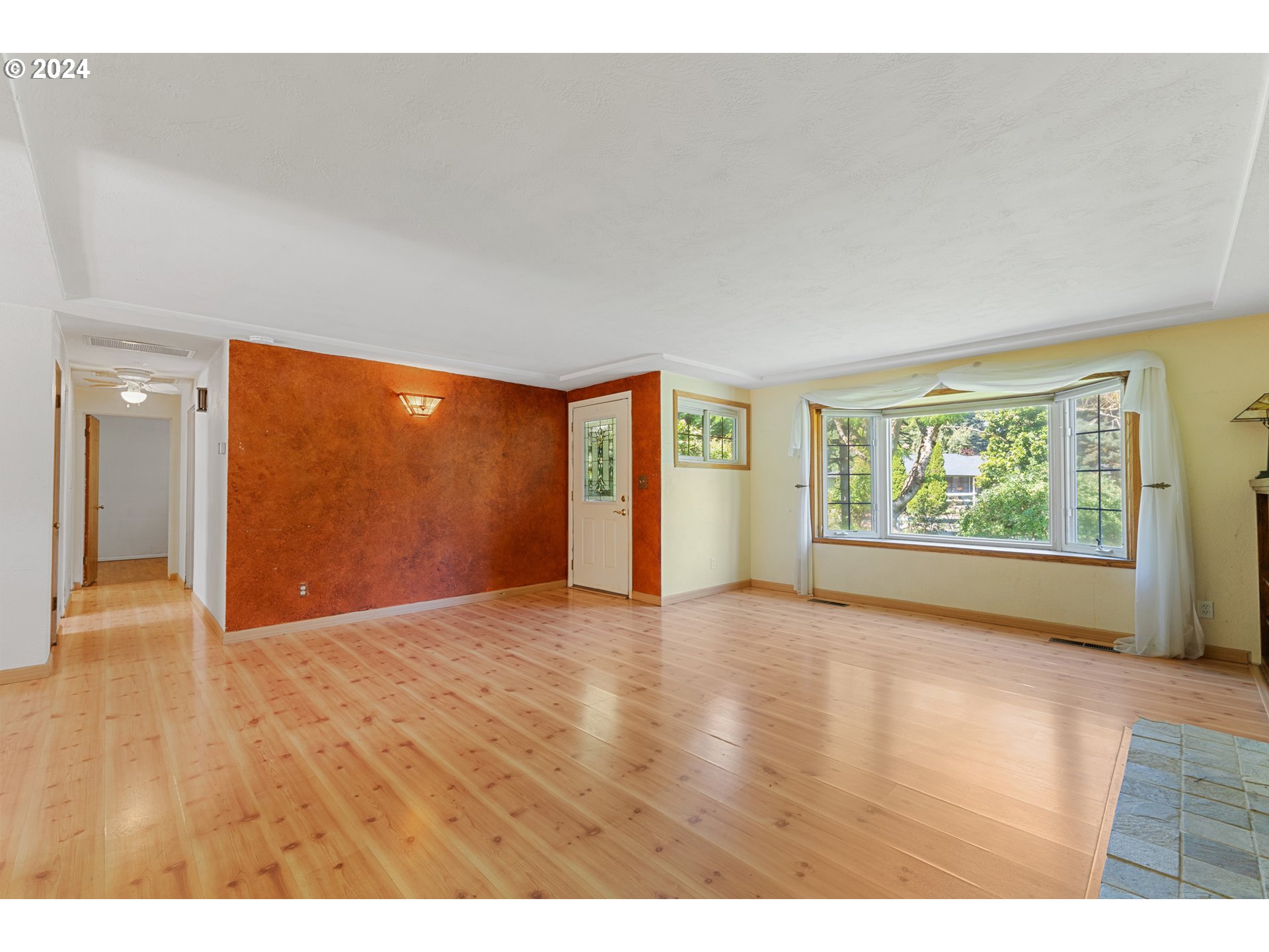 1042 Cal Young Road Eugene, OR 97401 - Photo 11 of 44 Gallery Image 11