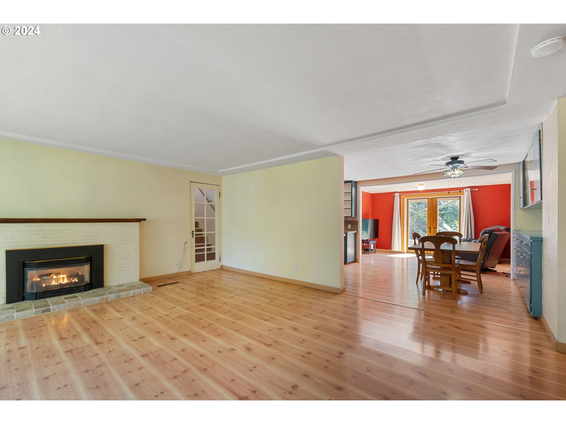 1042 Cal Young Road Eugene, OR 97401 - Photo 13 of 44 Gallery Image 13
