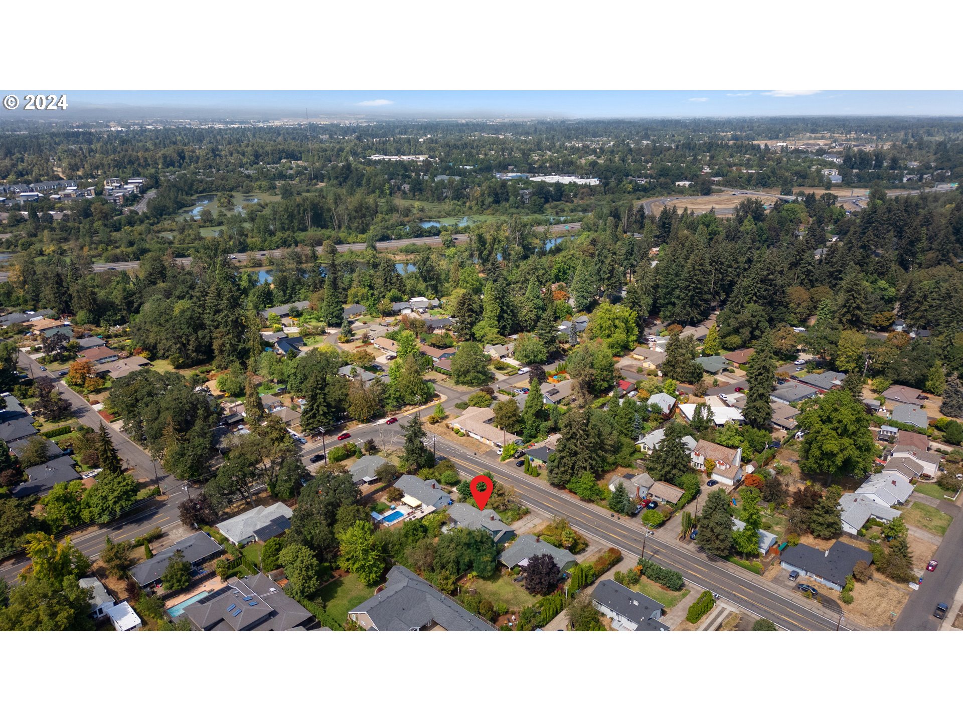 1042 Cal Young Road Eugene, OR 97401 - Photo 6 of 44 Gallery Image 6