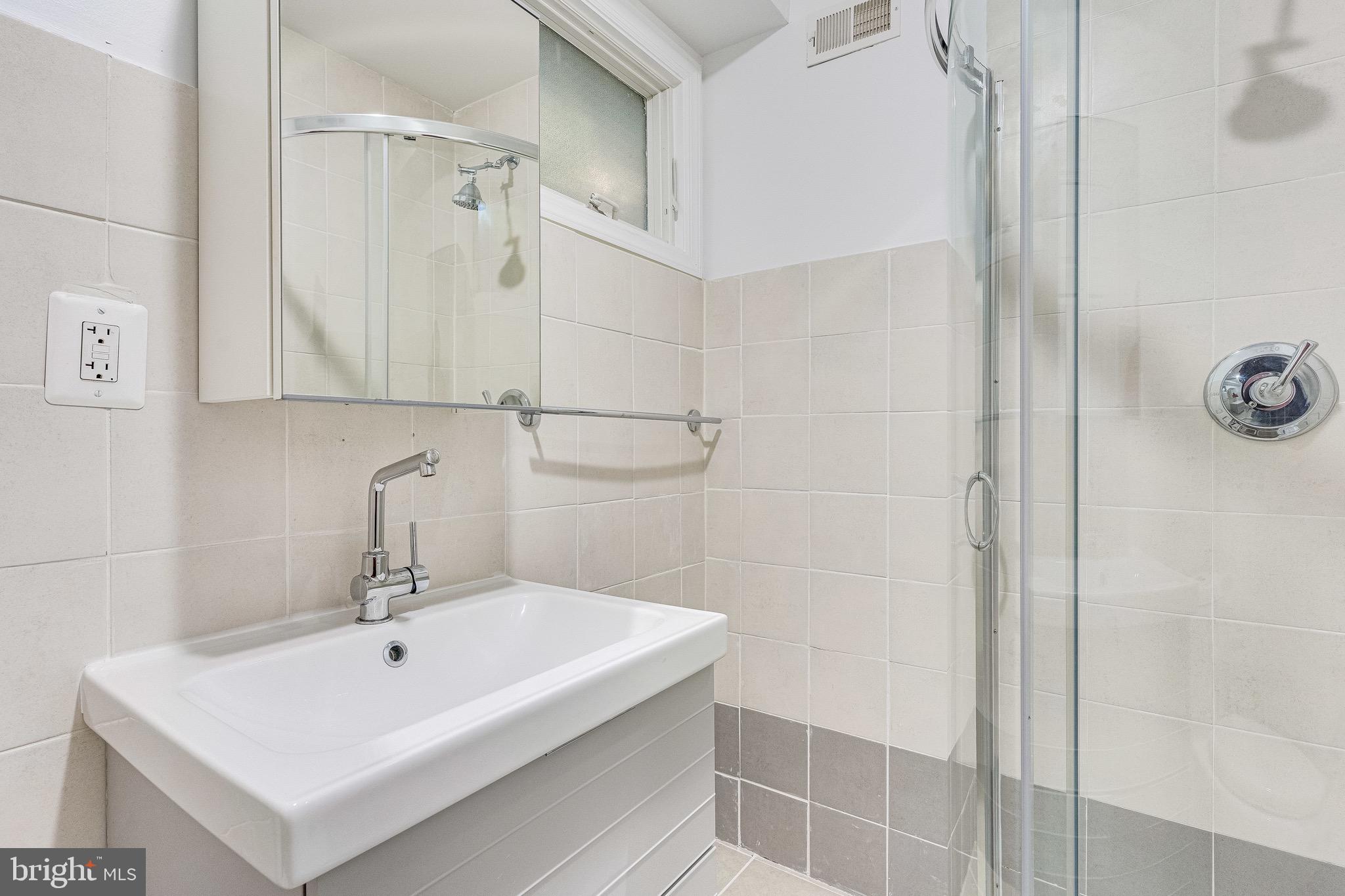 5303 Elliott Road Bethesda, MD 20816 - Photo 102 of 124