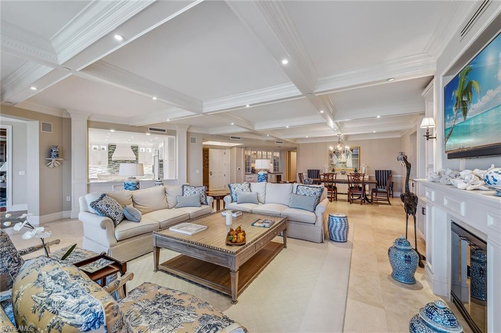 8787 Bay Colony Drive, Unit 903 Naples, FL 34108 - Photo 4 of 33