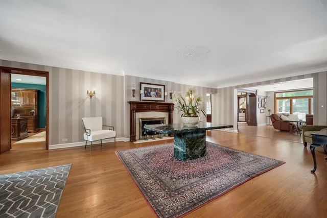 $2,900,000 | 2851 West Rascher Avenue, Chicago, IL 60625