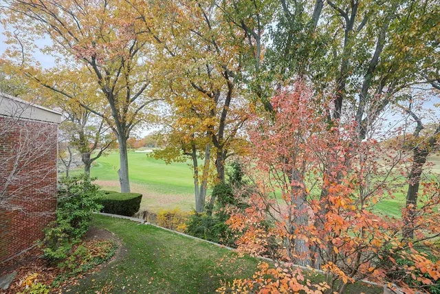 $1,795,000 | 55 Fairgreen Place, Unit 55, Brookline, MA 02467