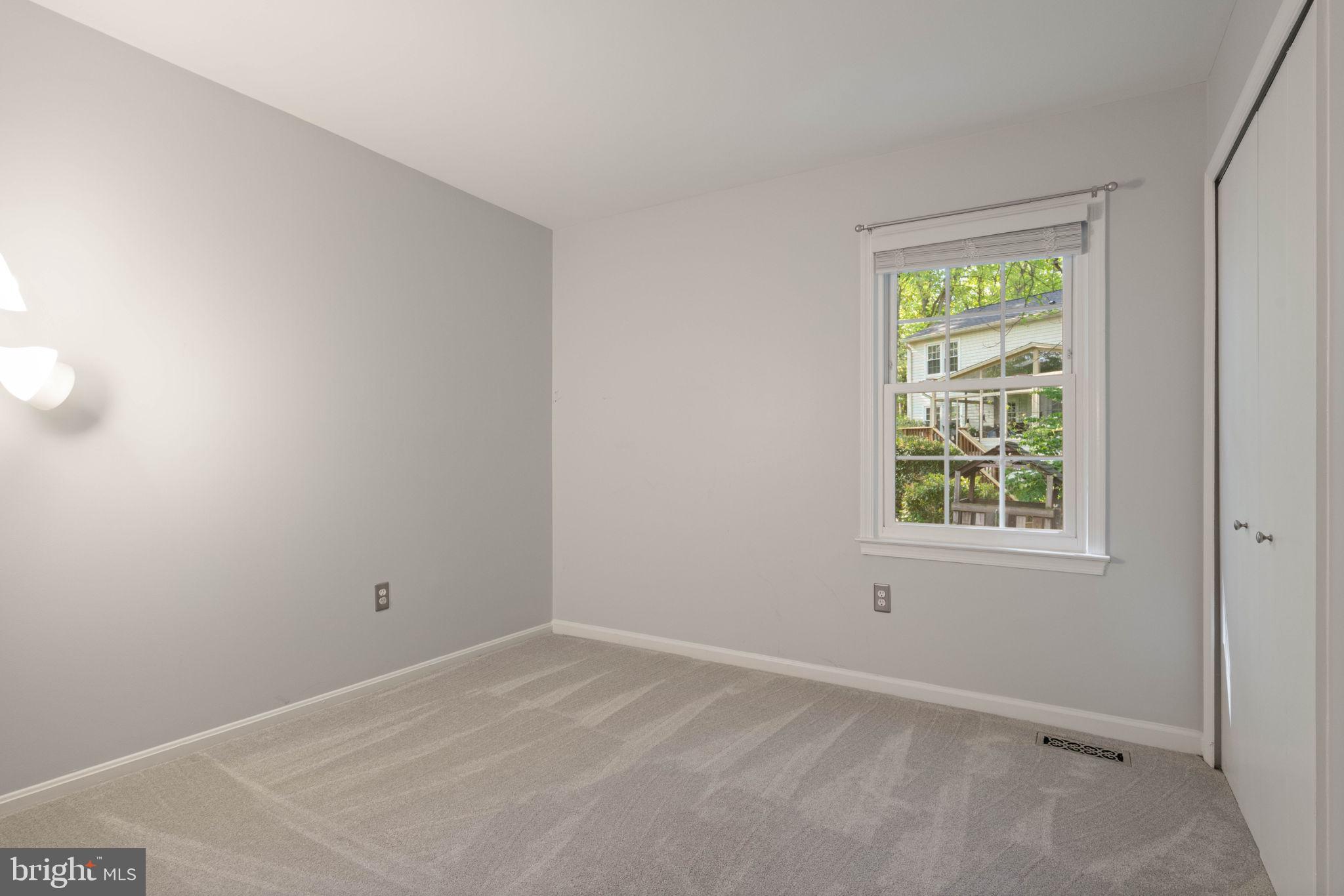 9833 Natick Road Burke, VA 22015 - Photo 29 of 50